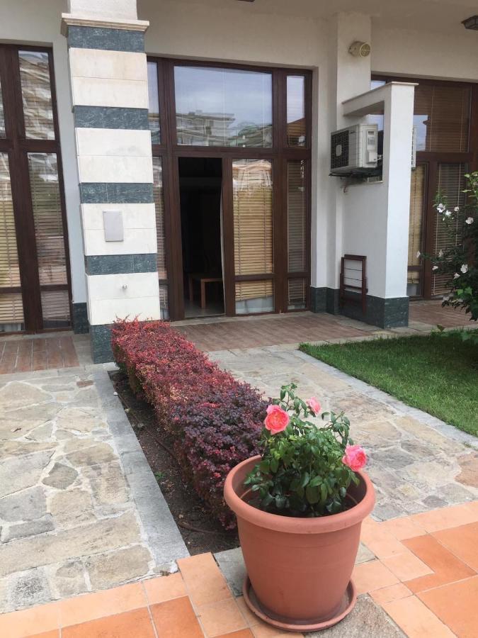 רבדה Private Apartments In Emerald מראה חיצוני תמונה